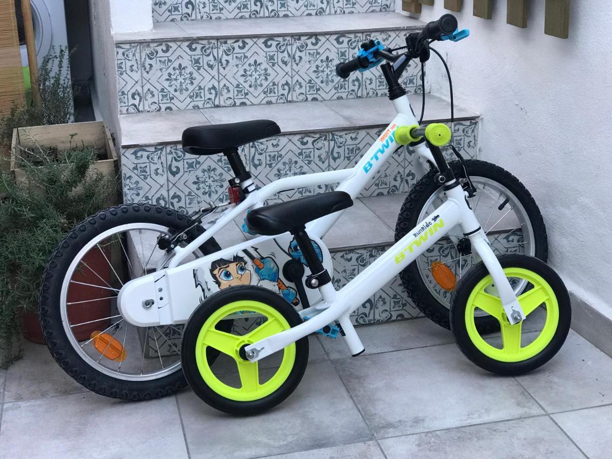 Malaga Beach House, 2 City Bikes, 2 Children'S Bikes, Wifi, Big Terrace, Bbq, Family, Childfriendly Екстер'єр фото